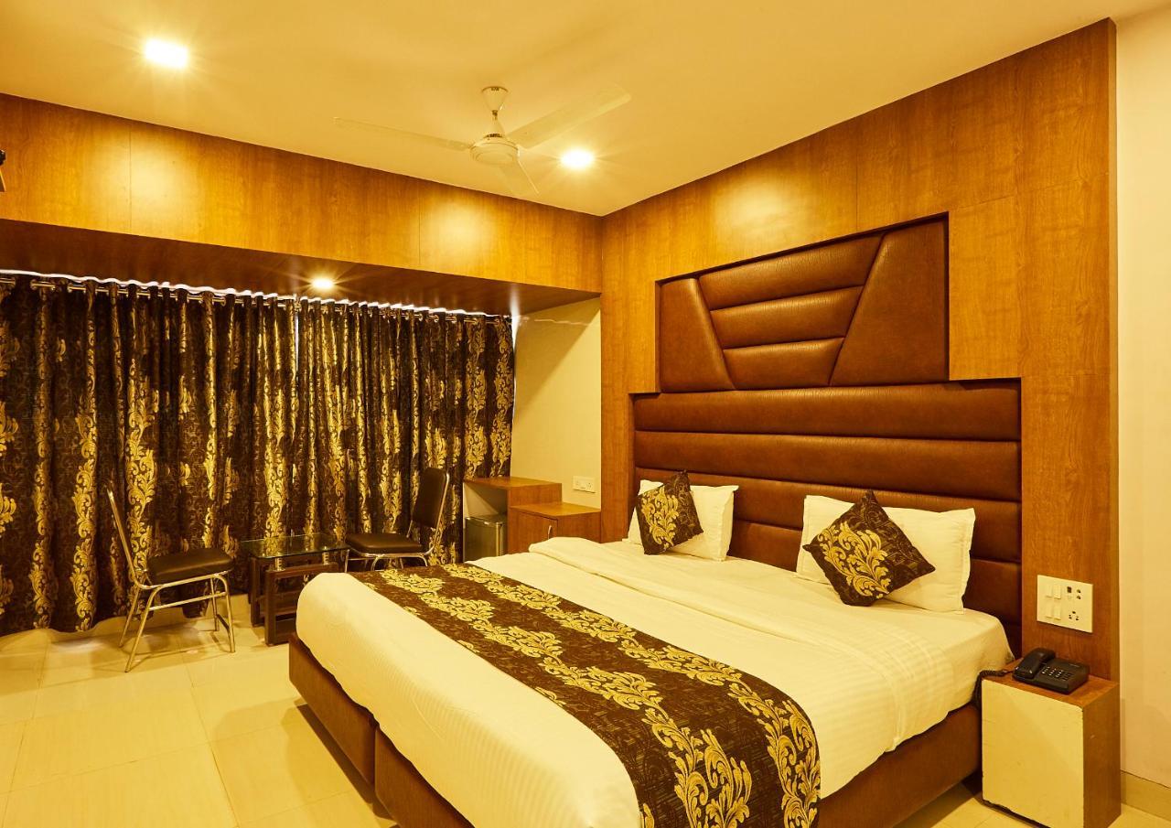 Hotel Alibaba Mumbai Exterior photo